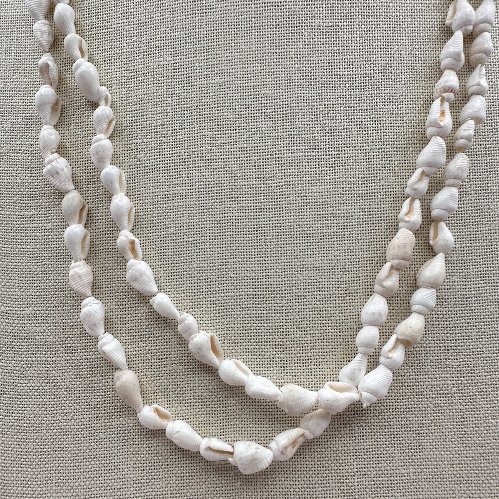 Vintage 90s Boho White Seashell Double Strand Necklace Beach Women's Jewelry